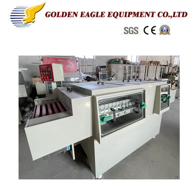 Máquina de gravação de pequeno porte com função de lavagem S400 Controle por PLC Material de chapa de PP